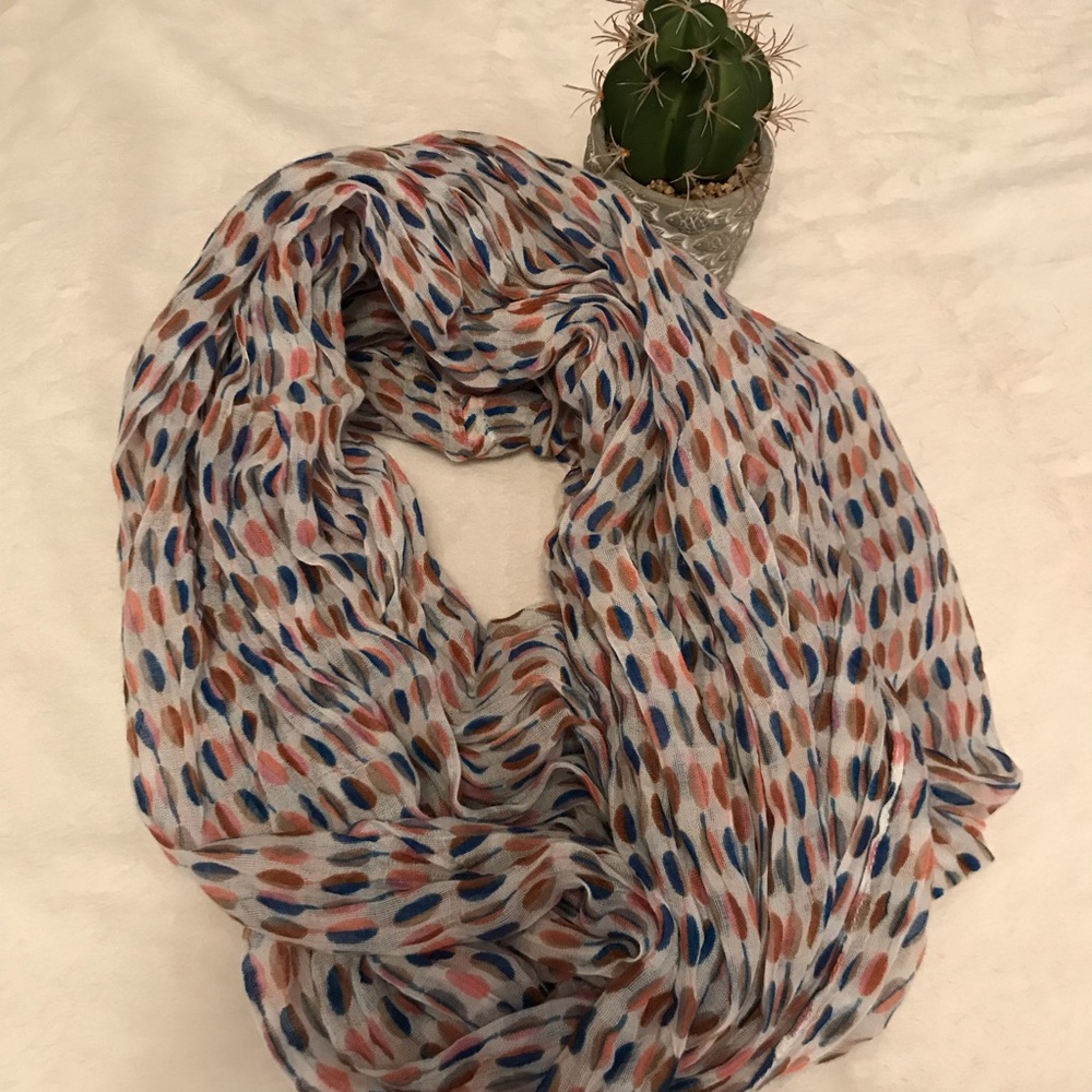 Infinity Scarf - Picture 2 of 4